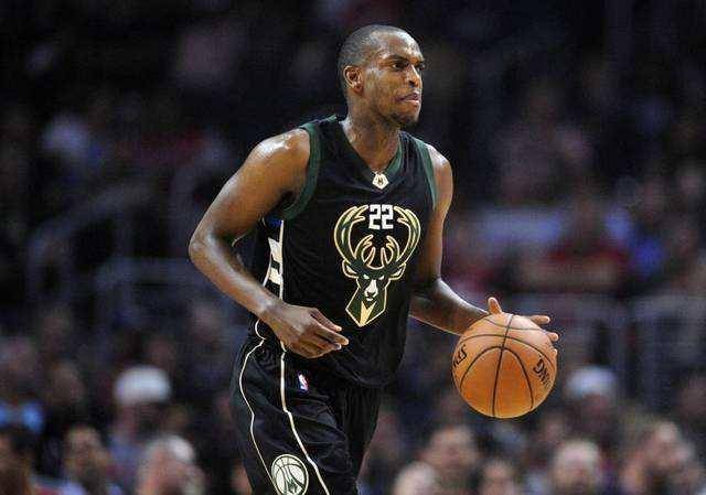 并且握有两 并且握有两