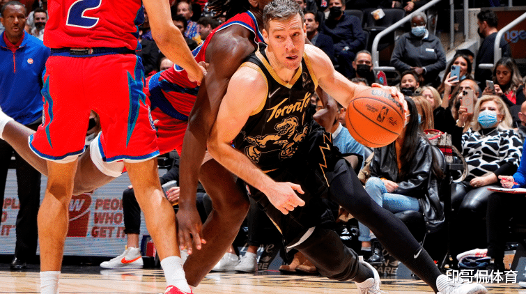 卢克曼梅开 卢克曼梅开